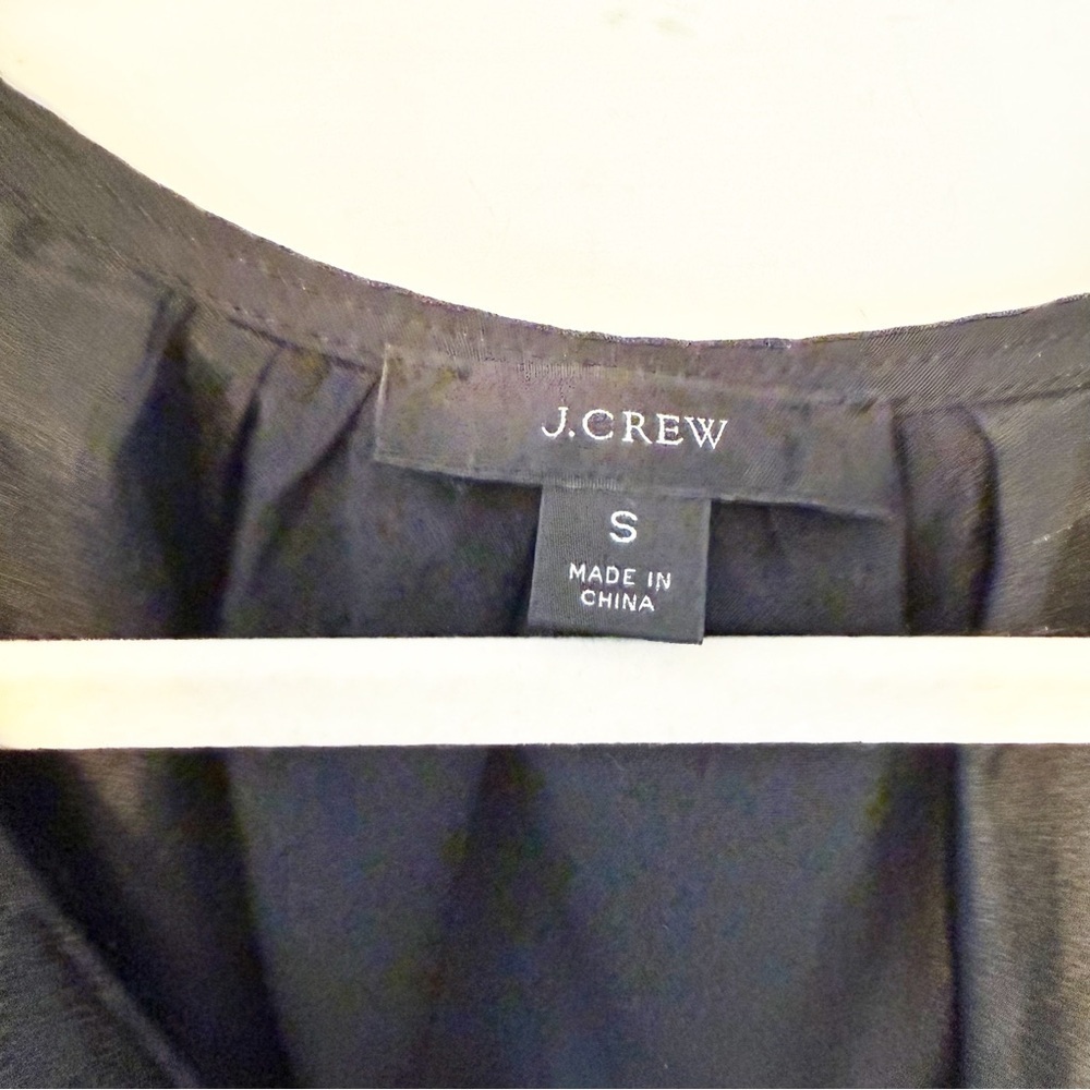 J.Crew | Ruffleneck Sheer Top in Clip Dot balloon sleeves vneck Size small - Picture 5 of 10
